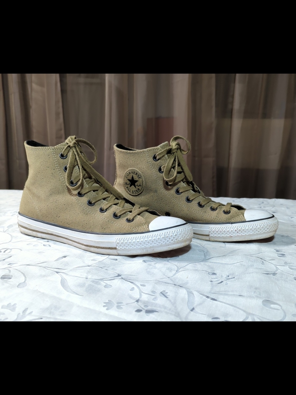 Converse High Top Skateboarding Sneakers in Olive Green